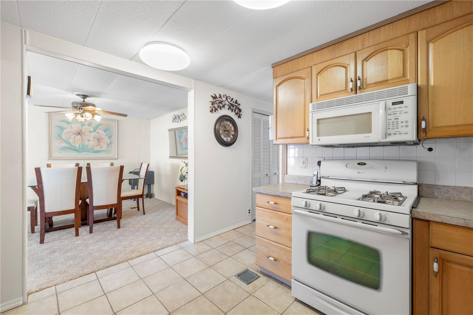 CASA LOMA MOBILEHOME - Residential