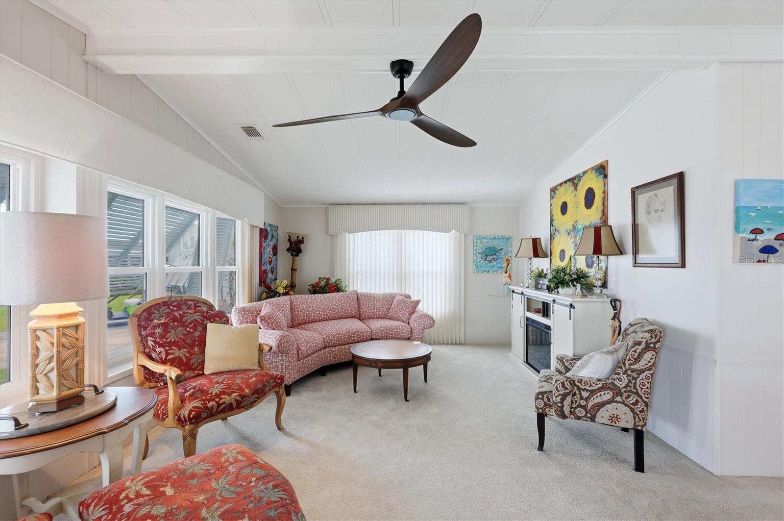 TANGERINE WOODS - Residential