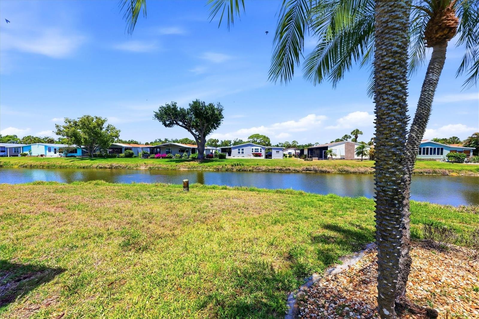 TANGERINE WOODS - Residential