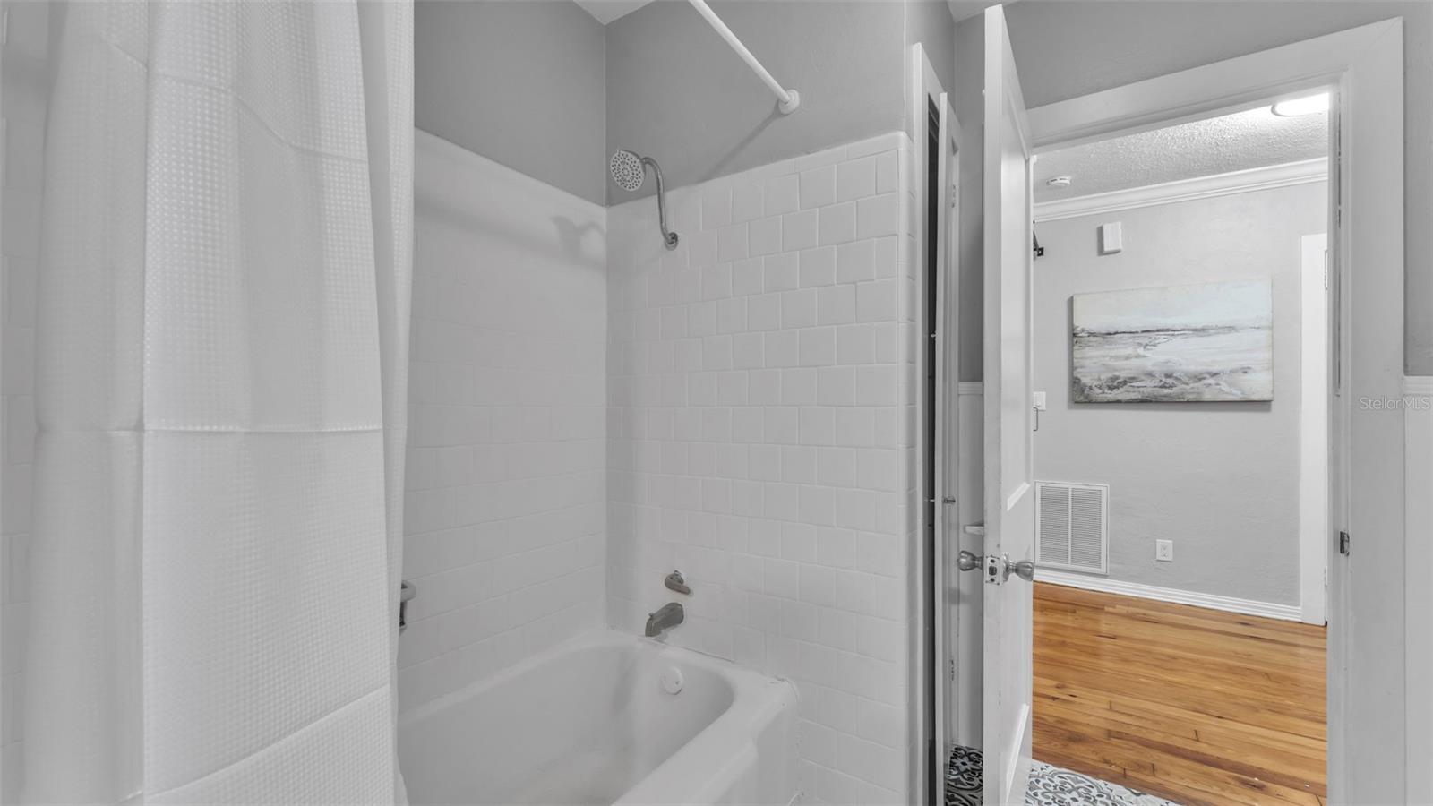 CLEVELAND HEIGHTS - Residential