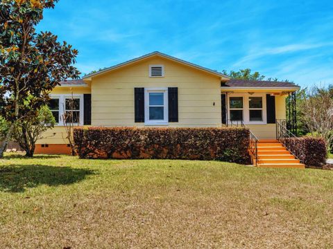 Photo of 2729 Buckingham Avenue, Lakeland, FL 33803 (MLS # L4961768)