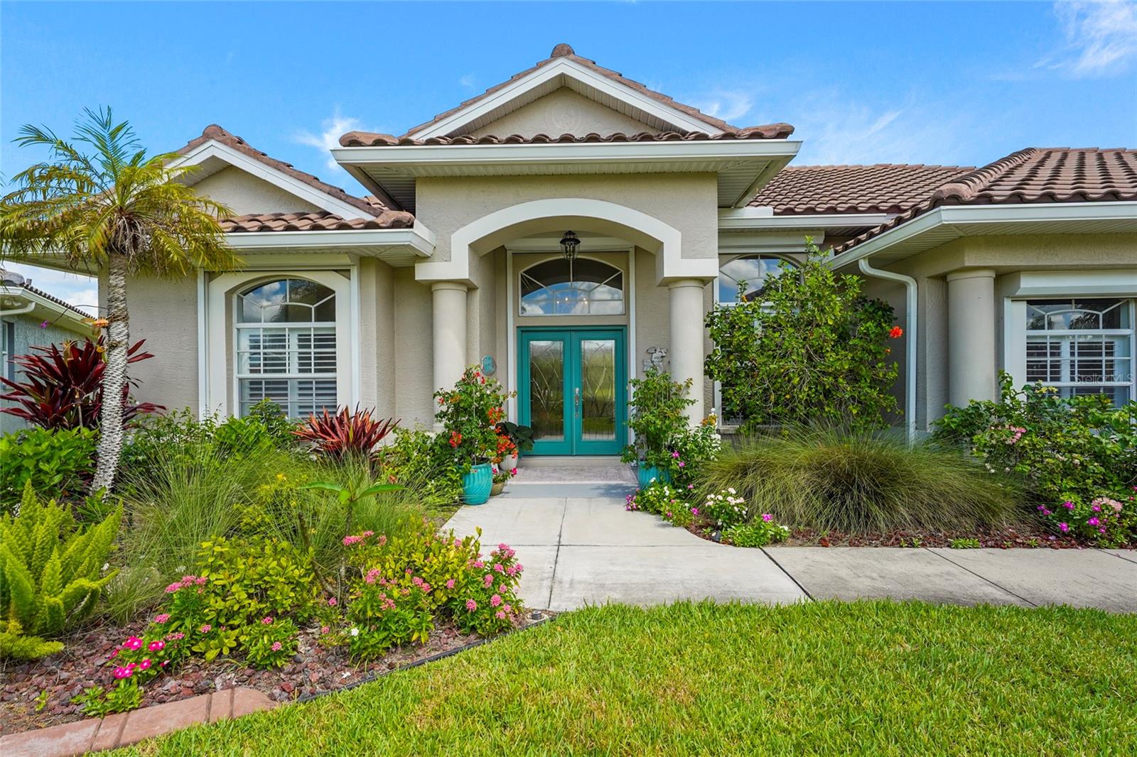 THE LAKES OF JACARANDA - Residential