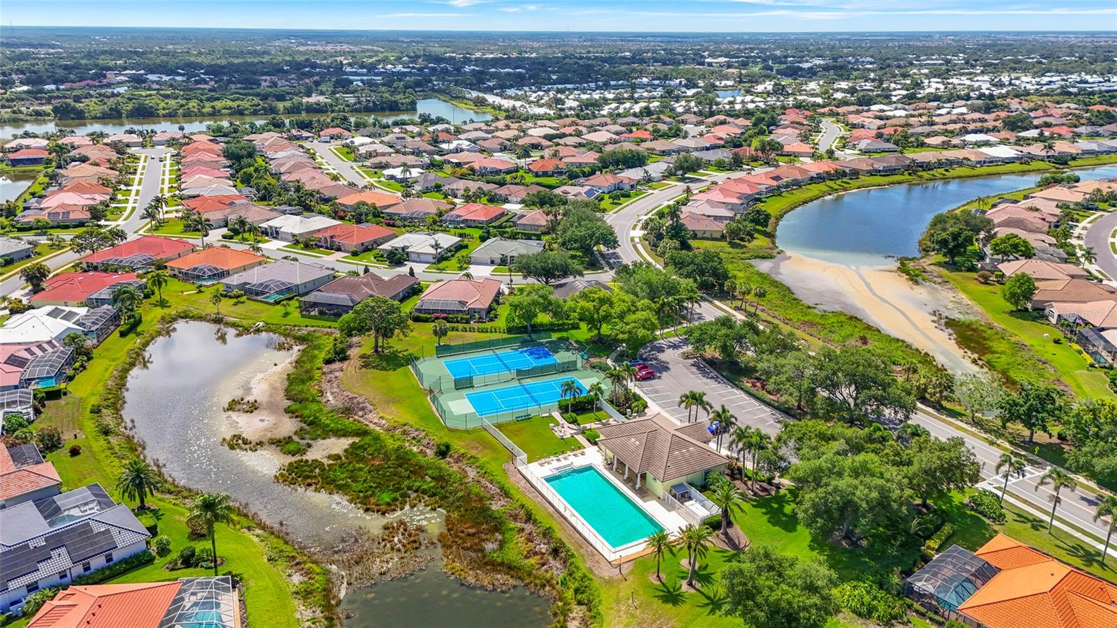 THE LAKES OF JACARANDA - Residential