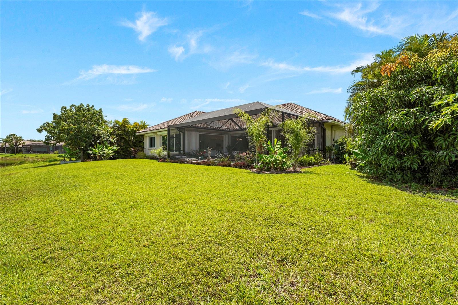 THE LAKES OF JACARANDA - Residential