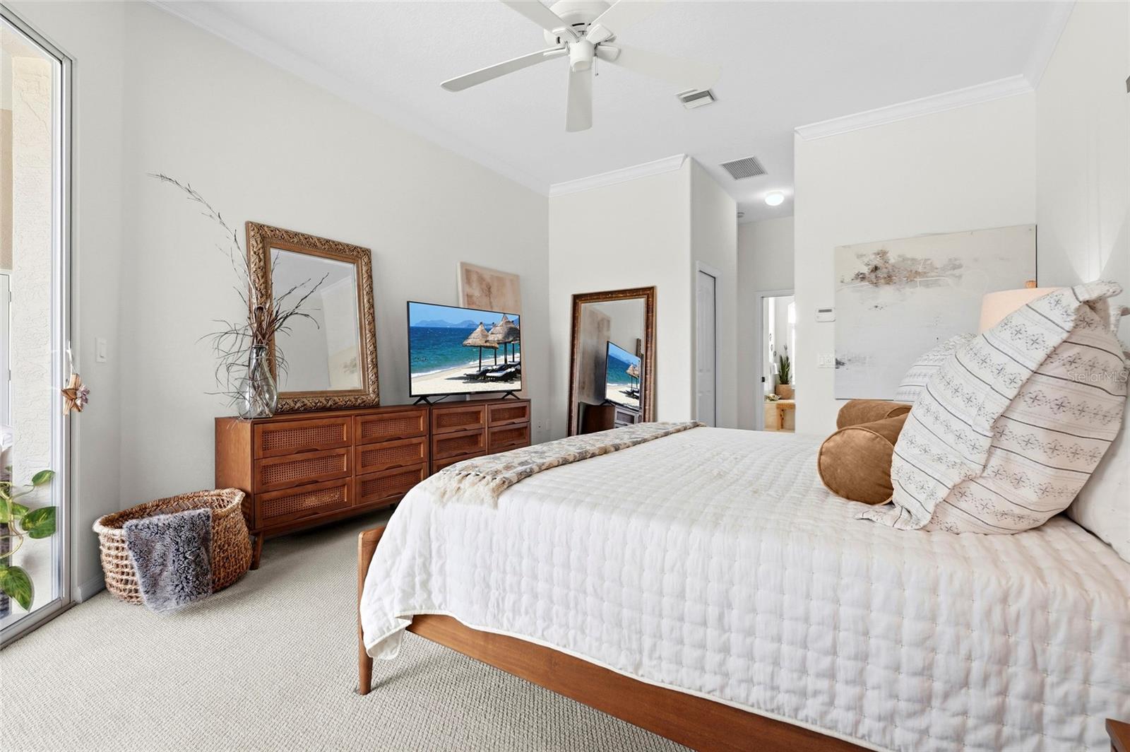 THE LAKES OF JACARANDA - Residential