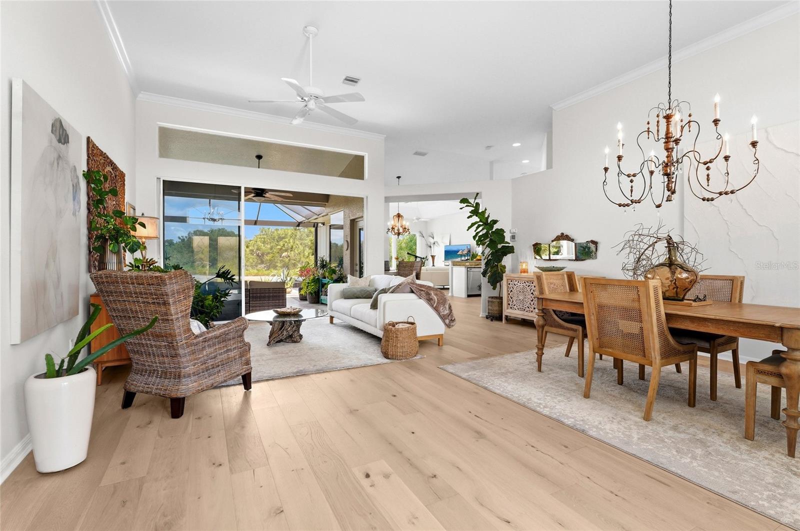THE LAKES OF JACARANDA - Residential