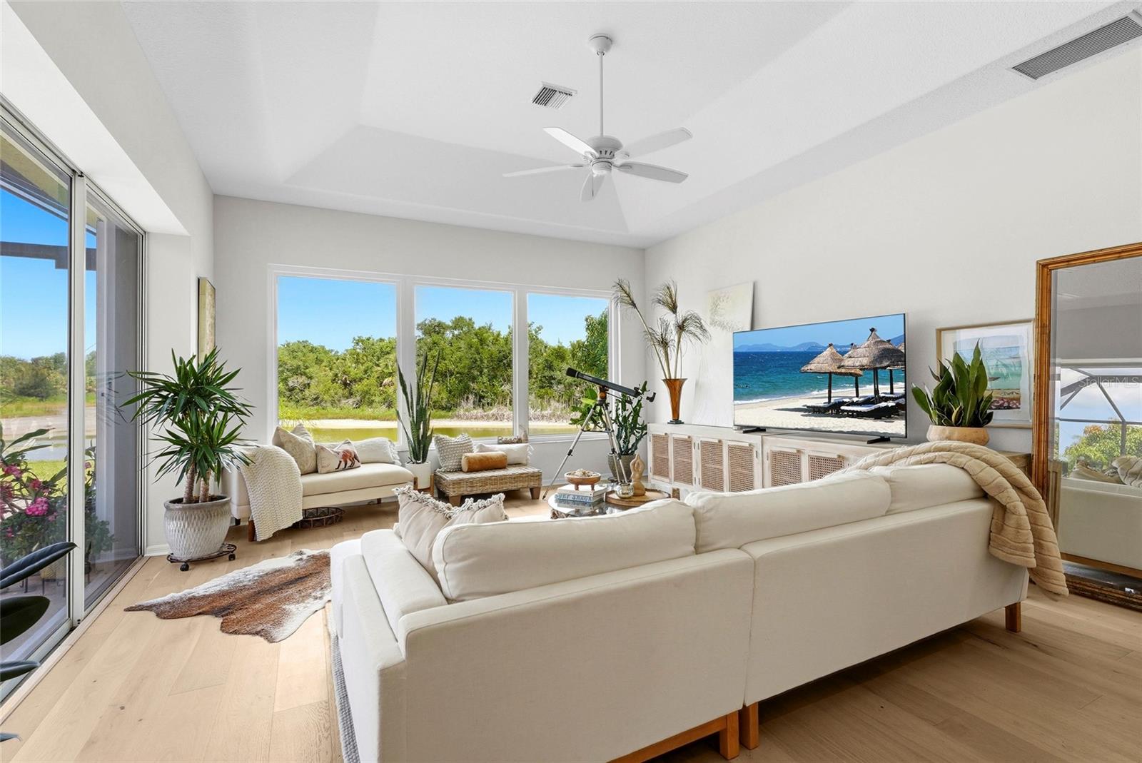 THE LAKES OF JACARANDA - Residential
