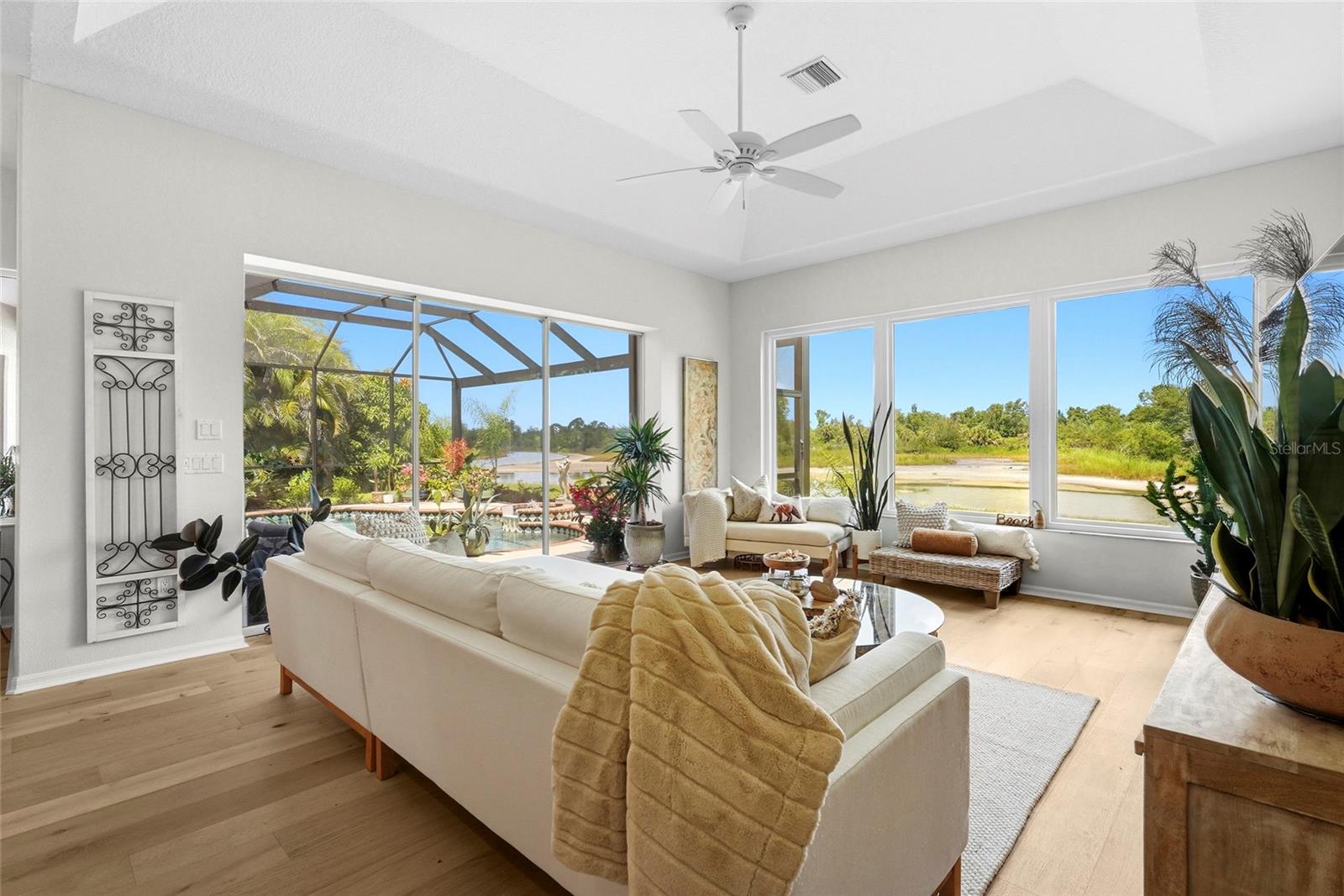 THE LAKES OF JACARANDA - Residential