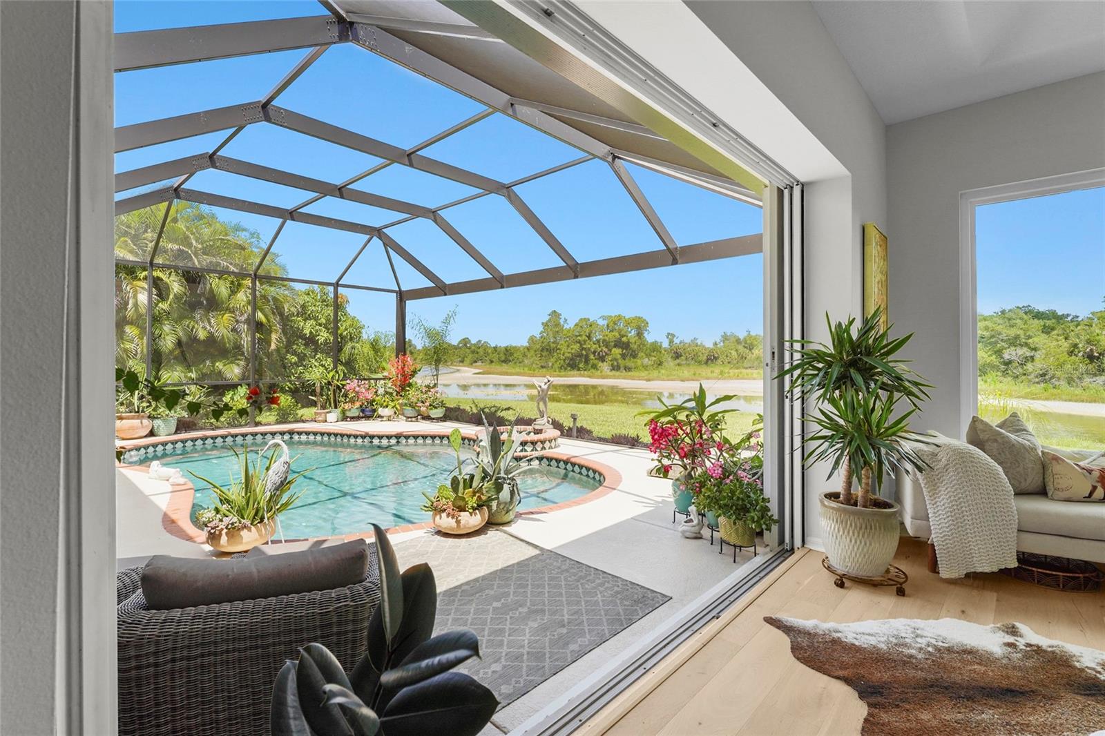 THE LAKES OF JACARANDA - Residential