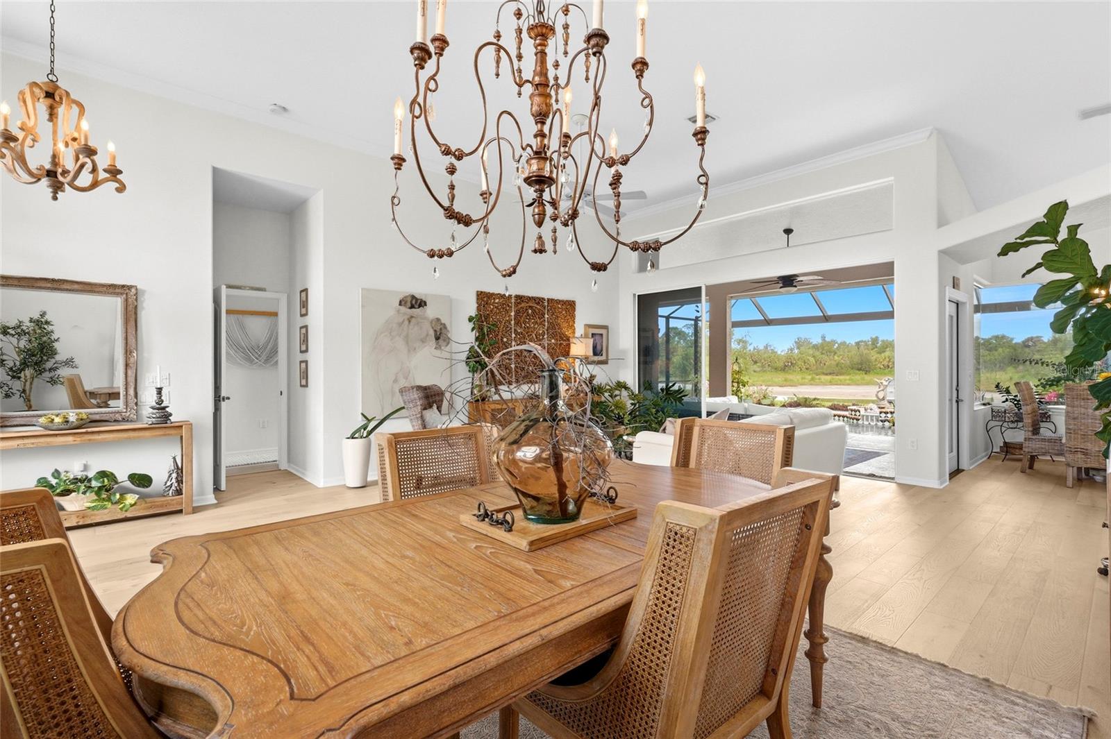 THE LAKES OF JACARANDA - Residential