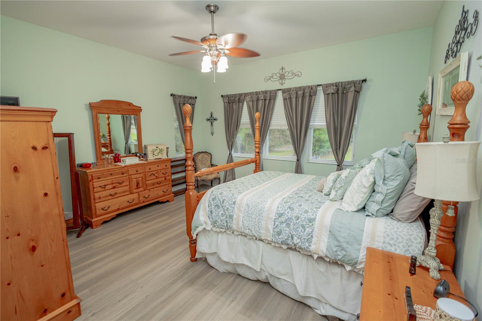 CREEKSIDE SUB - Residential