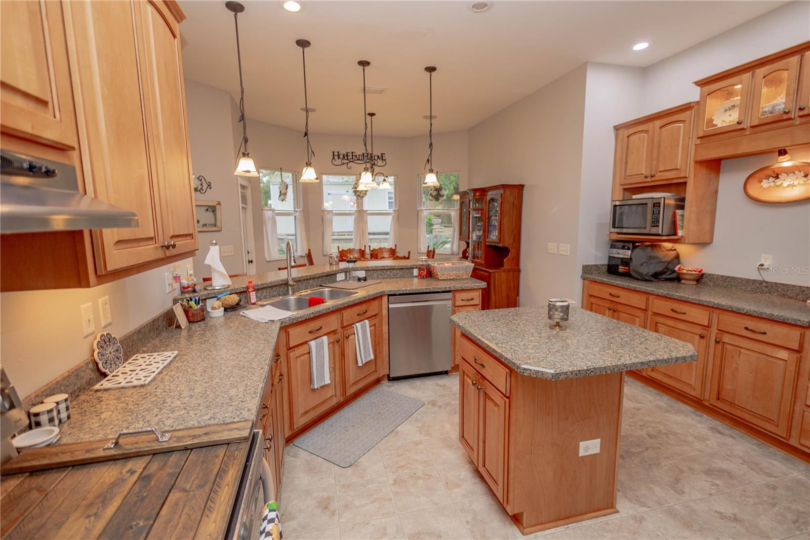 CREEKSIDE SUB - Residential