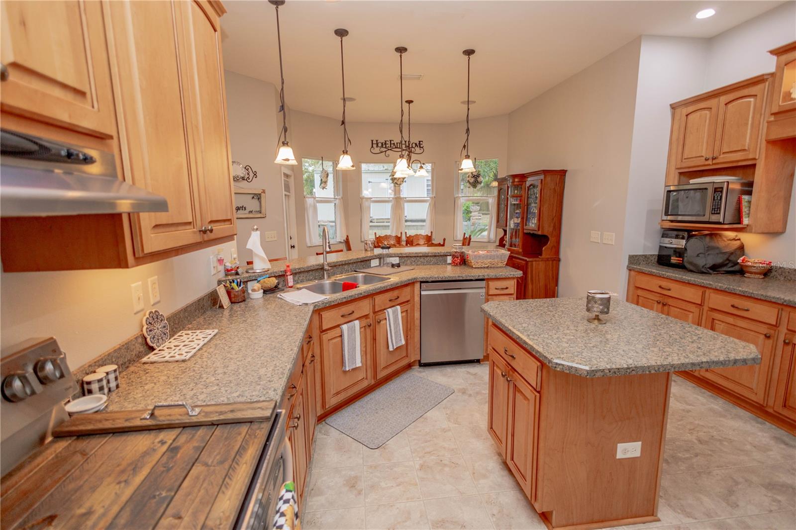 CREEKSIDE SUB - Residential