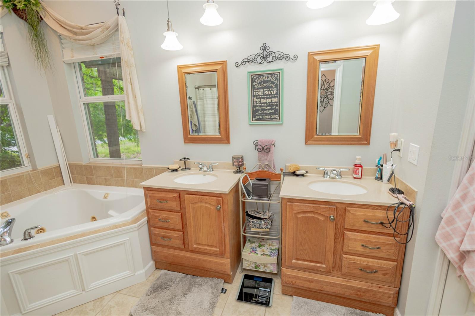 CREEKSIDE SUB - Residential