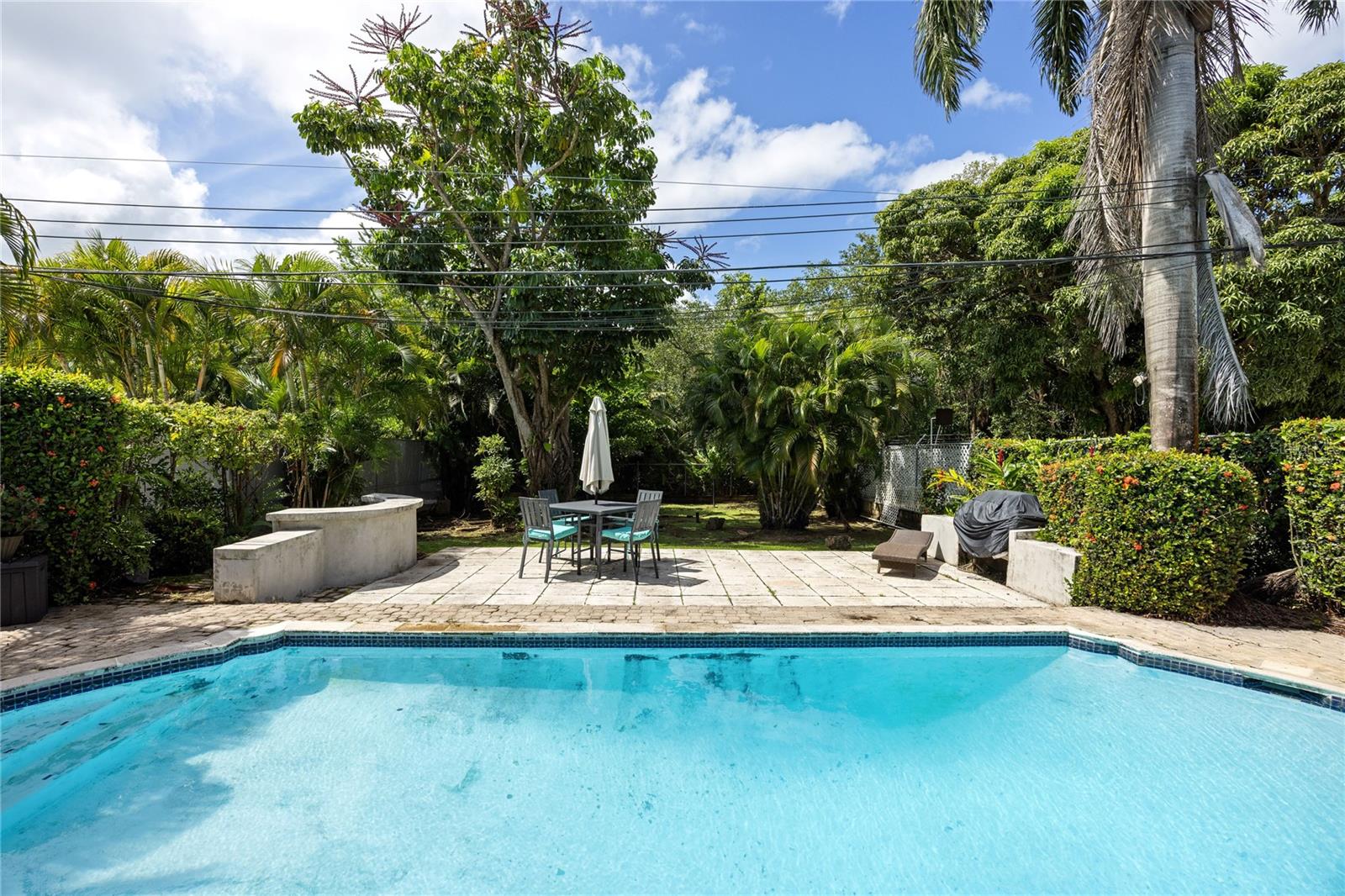 URB. VILLAMAR - Residential