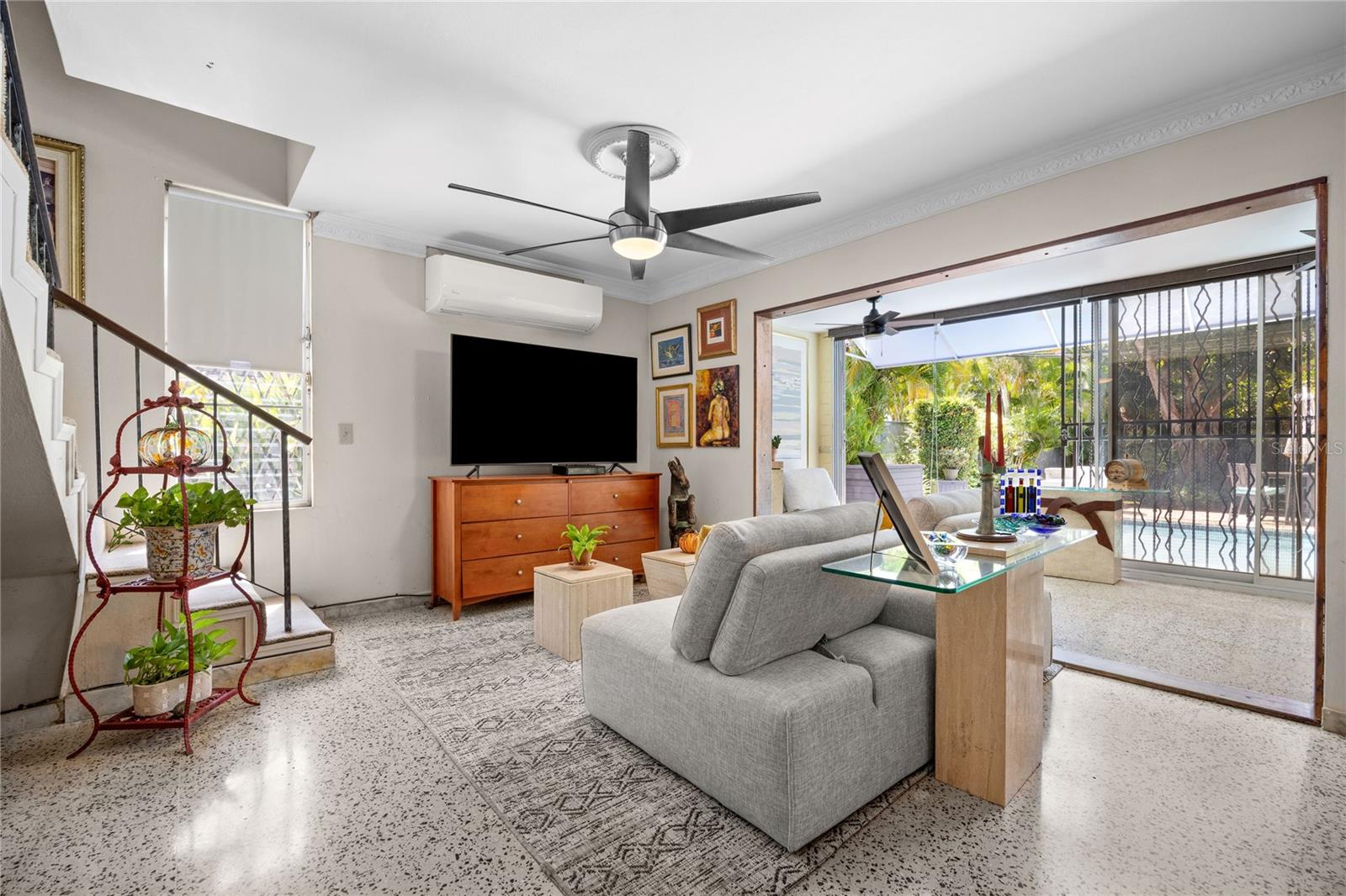 URB. VILLAMAR - Residential