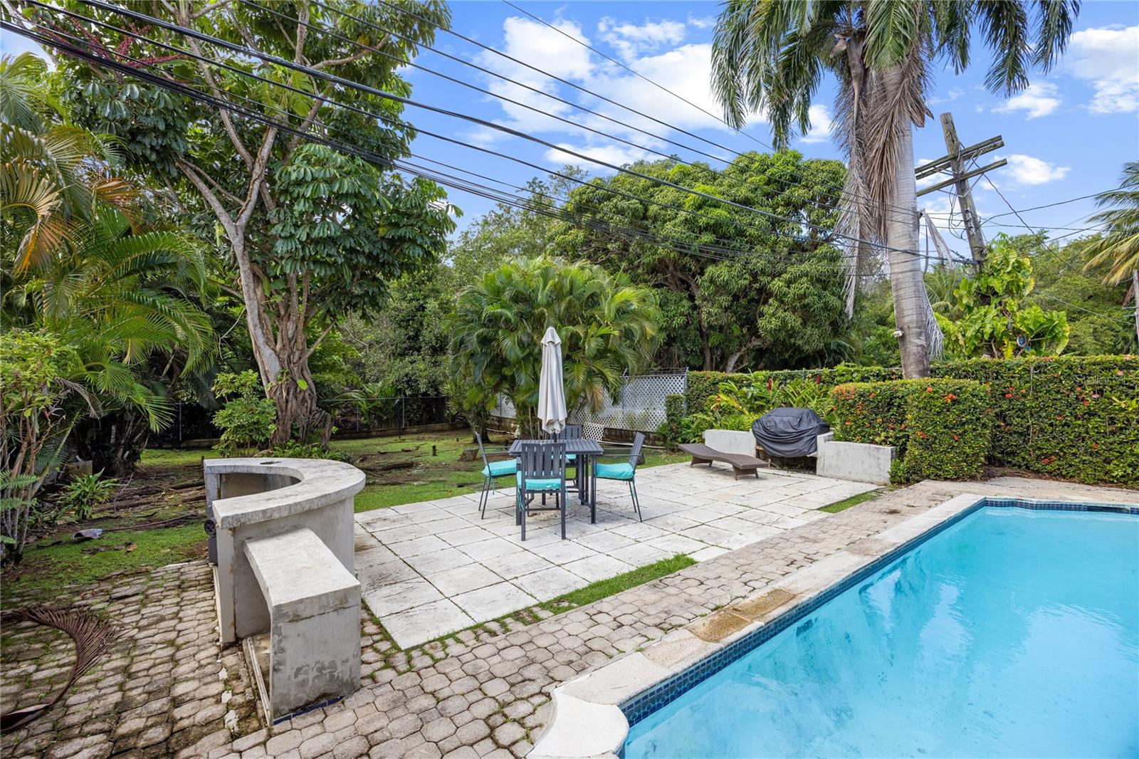 URB. VILLAMAR - Residential