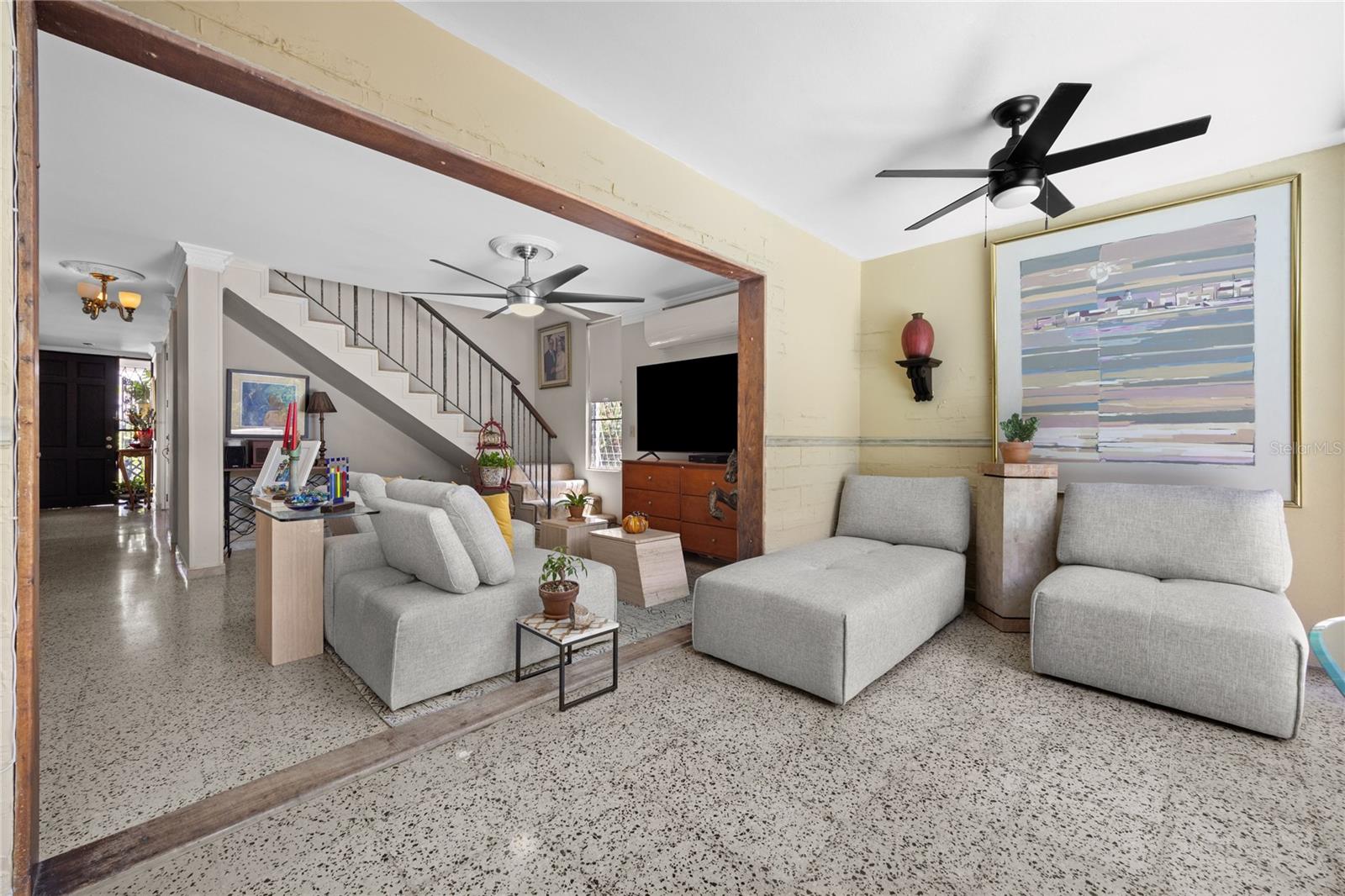 URB. VILLAMAR - Residential