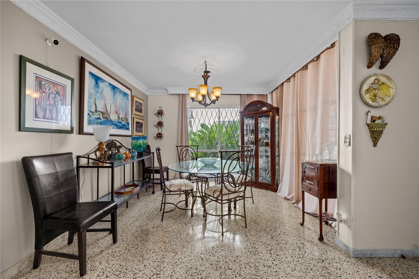 URB. VILLAMAR - Residential