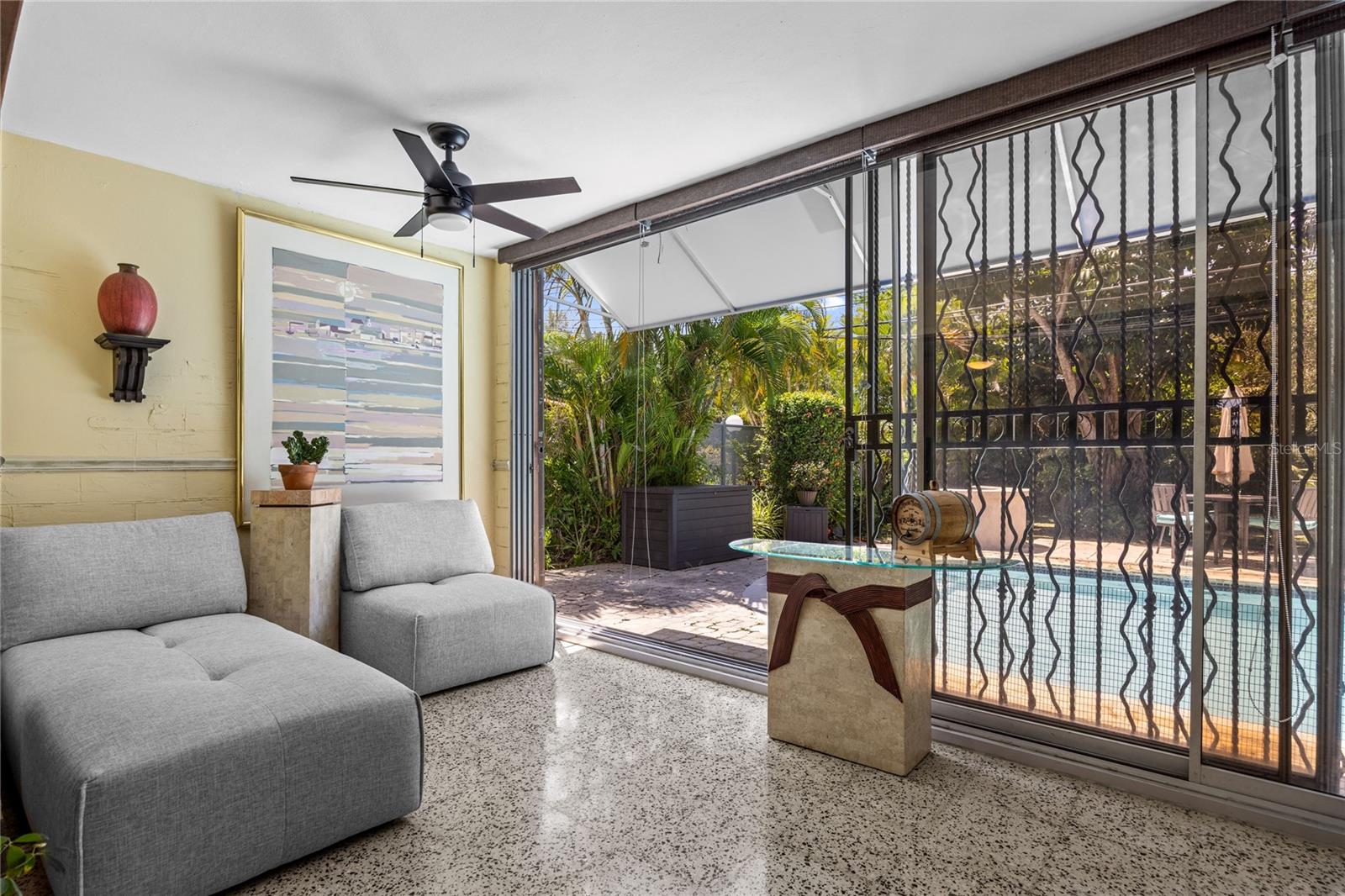 URB. VILLAMAR - Residential