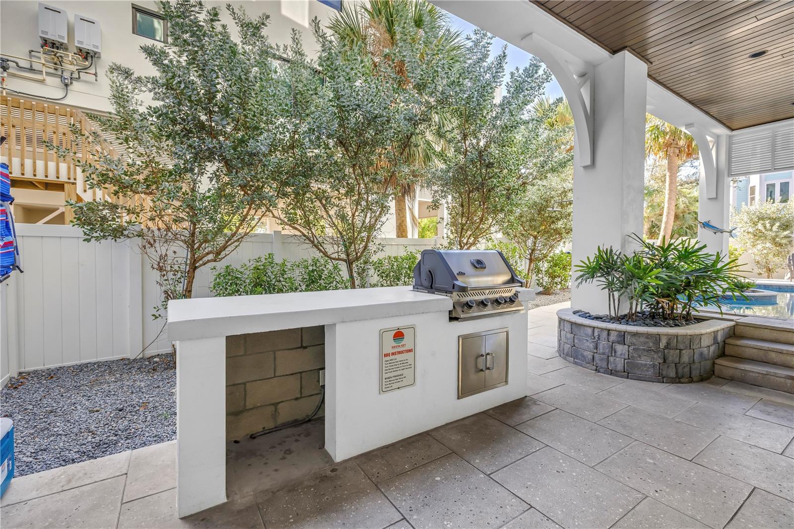 SARASOTA BEACH - Residential