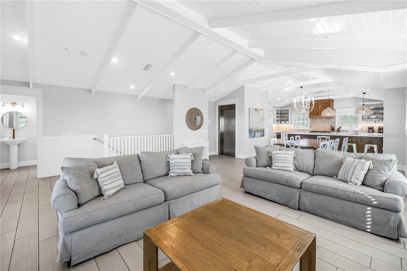 SARASOTA BEACH - Residential