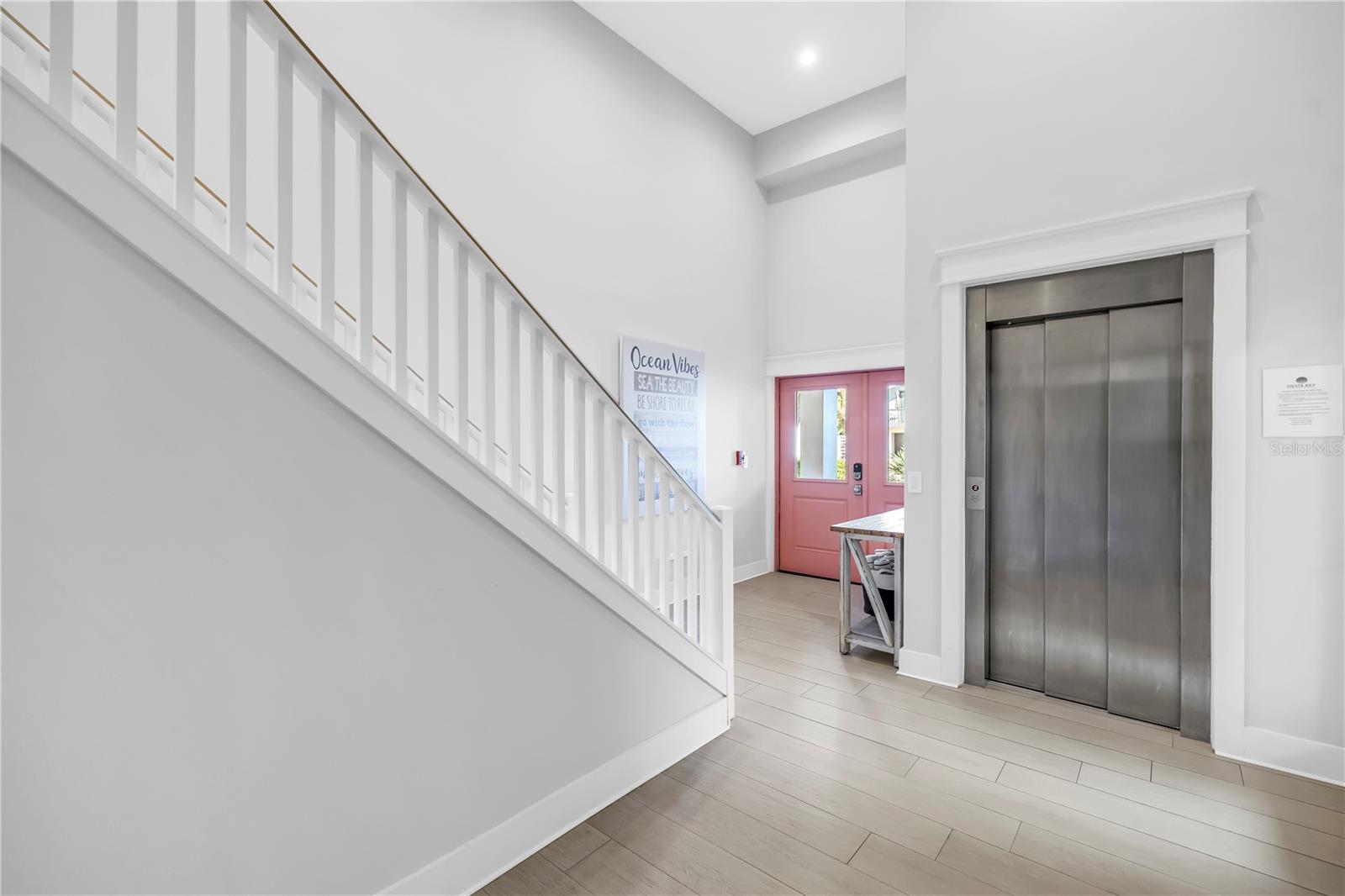 SARASOTA BEACH - Residential