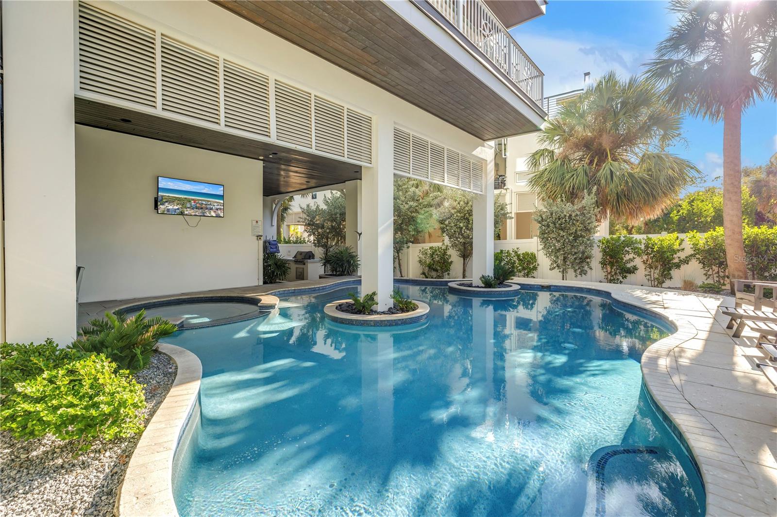 SARASOTA BEACH - Residential