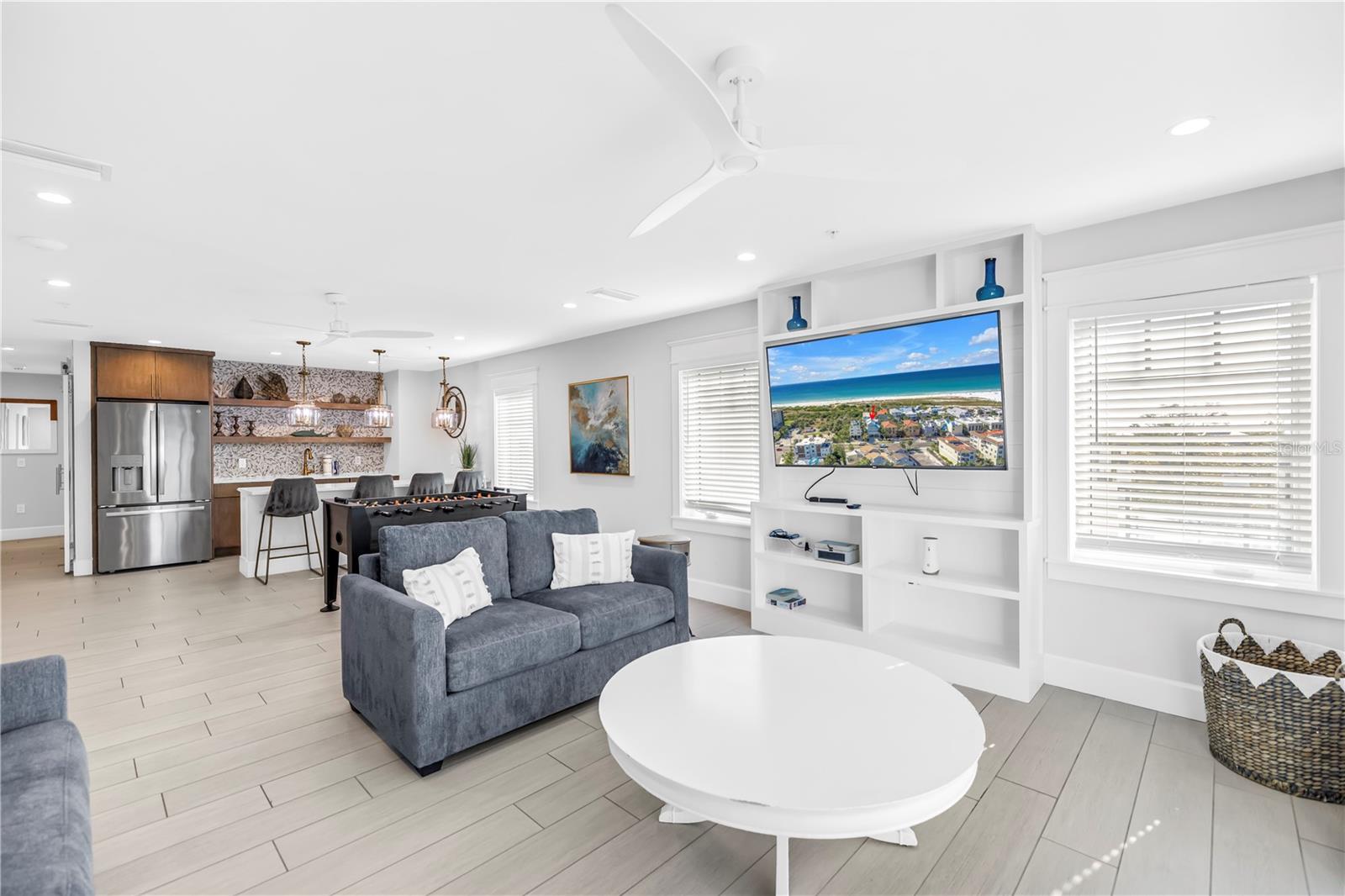 SARASOTA BEACH - Residential