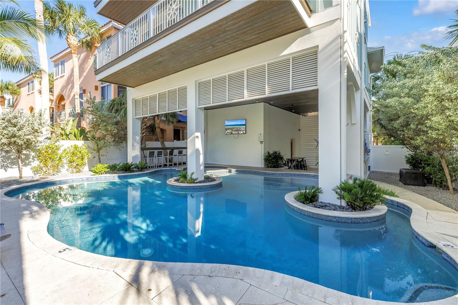 SARASOTA BEACH - Residential