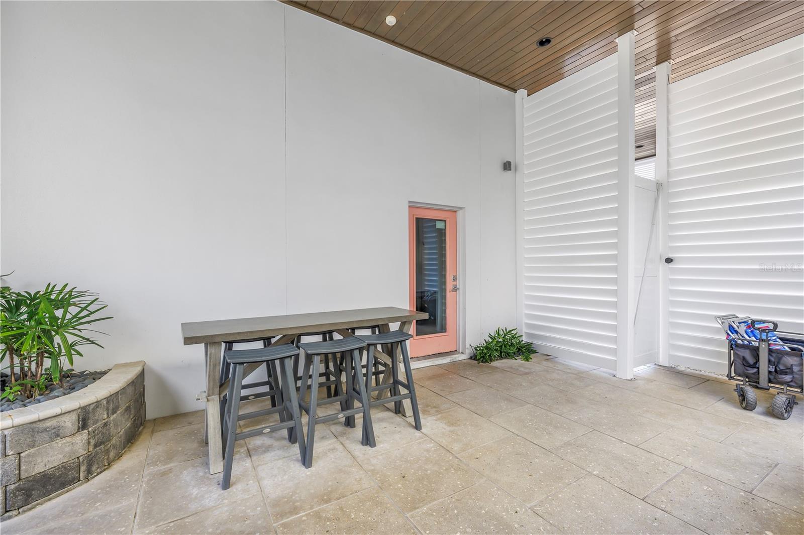 SARASOTA BEACH - Residential