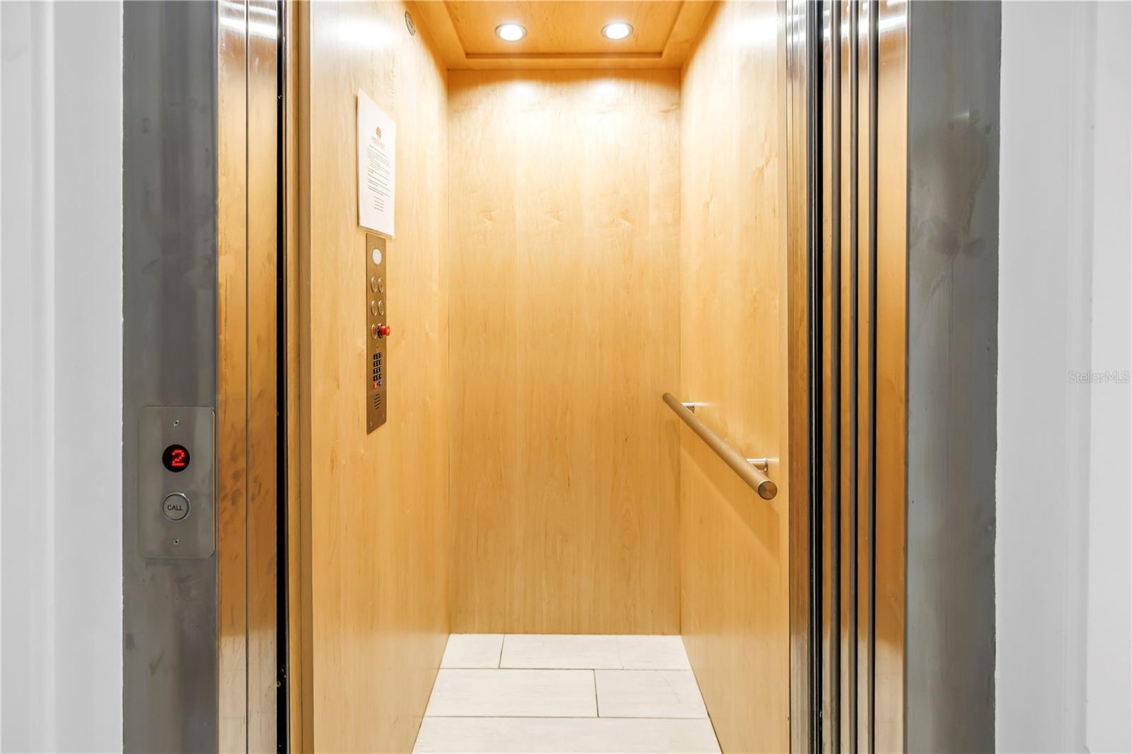 SARASOTA BEACH - Residential