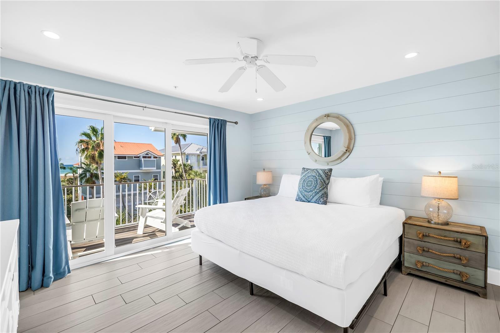 SARASOTA BEACH - Residential