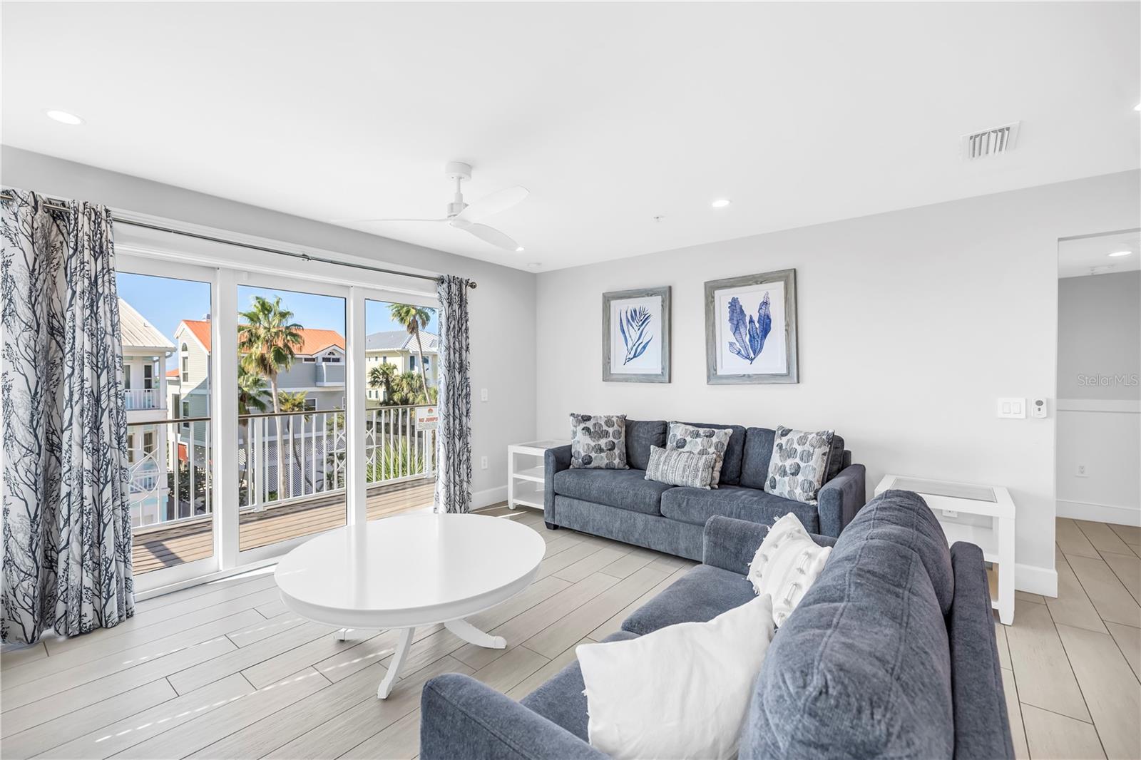 SARASOTA BEACH - Residential