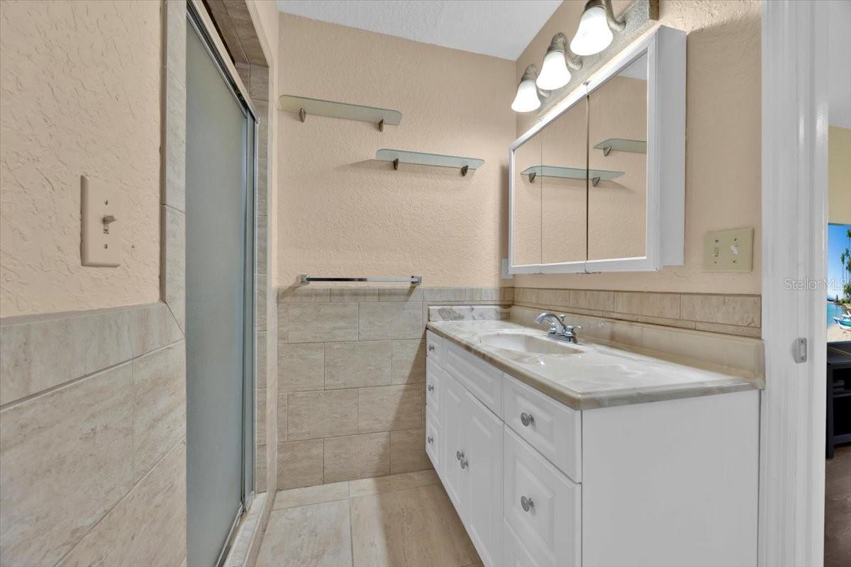 SWEETWATER GOLF & TENNIS CLUB ADD 02 - Residential