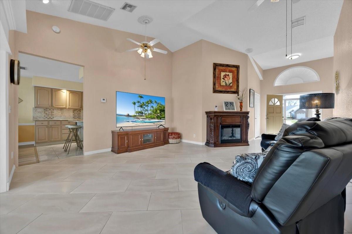 SWEETWATER GOLF & TENNIS CLUB ADD 02 - Residential