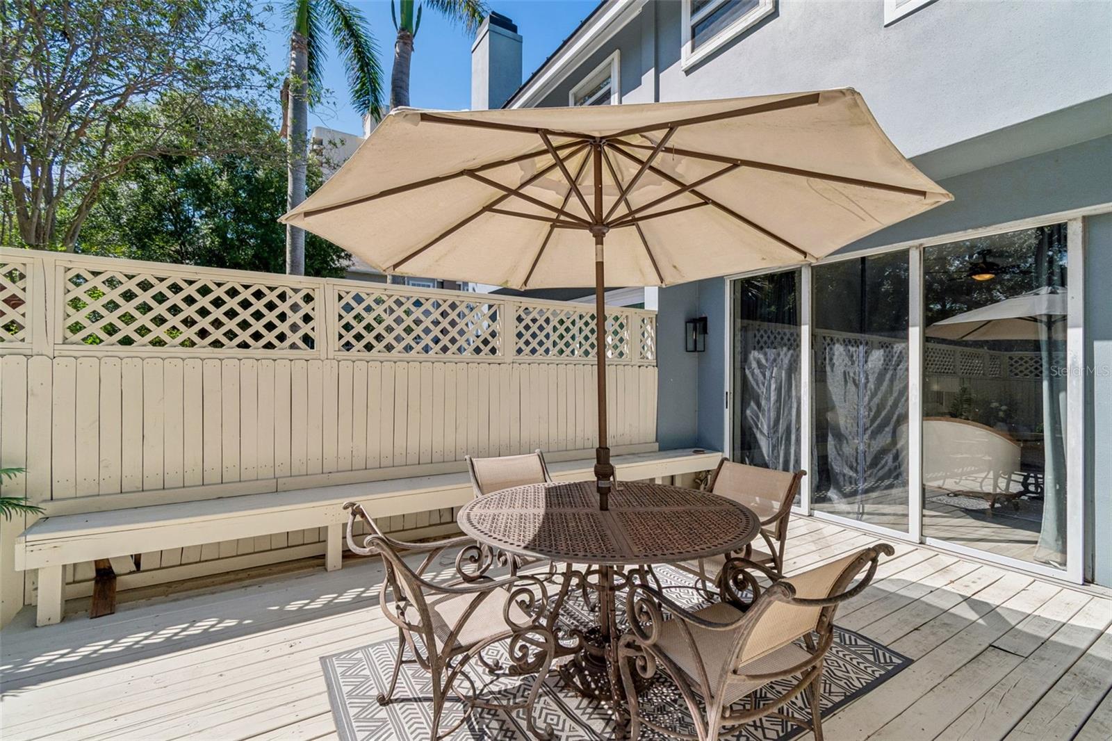 THE VILLAS OF BAY VILLA PLACE - Residential