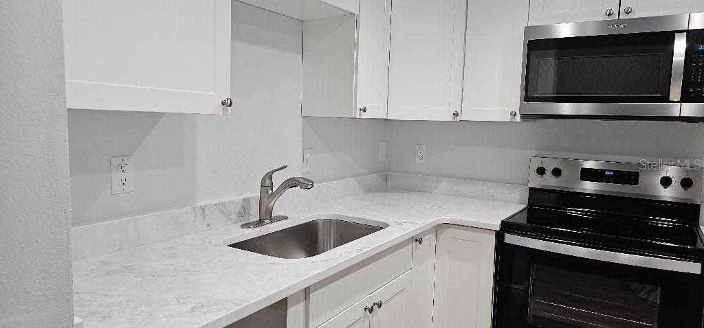 HAMMOCK PINE VILLAGE - Residential