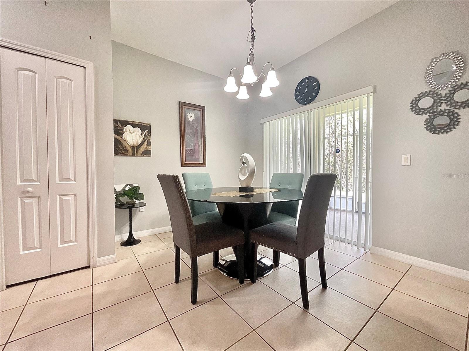 ESTANCIA - Residential