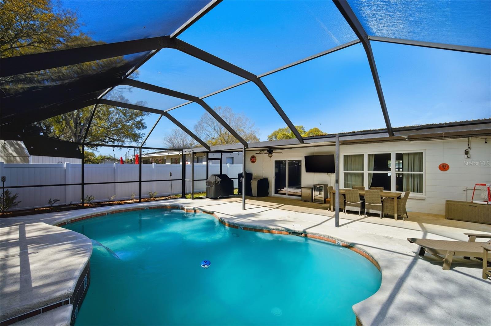 MARGARET ANNE SUB REVI - Residential