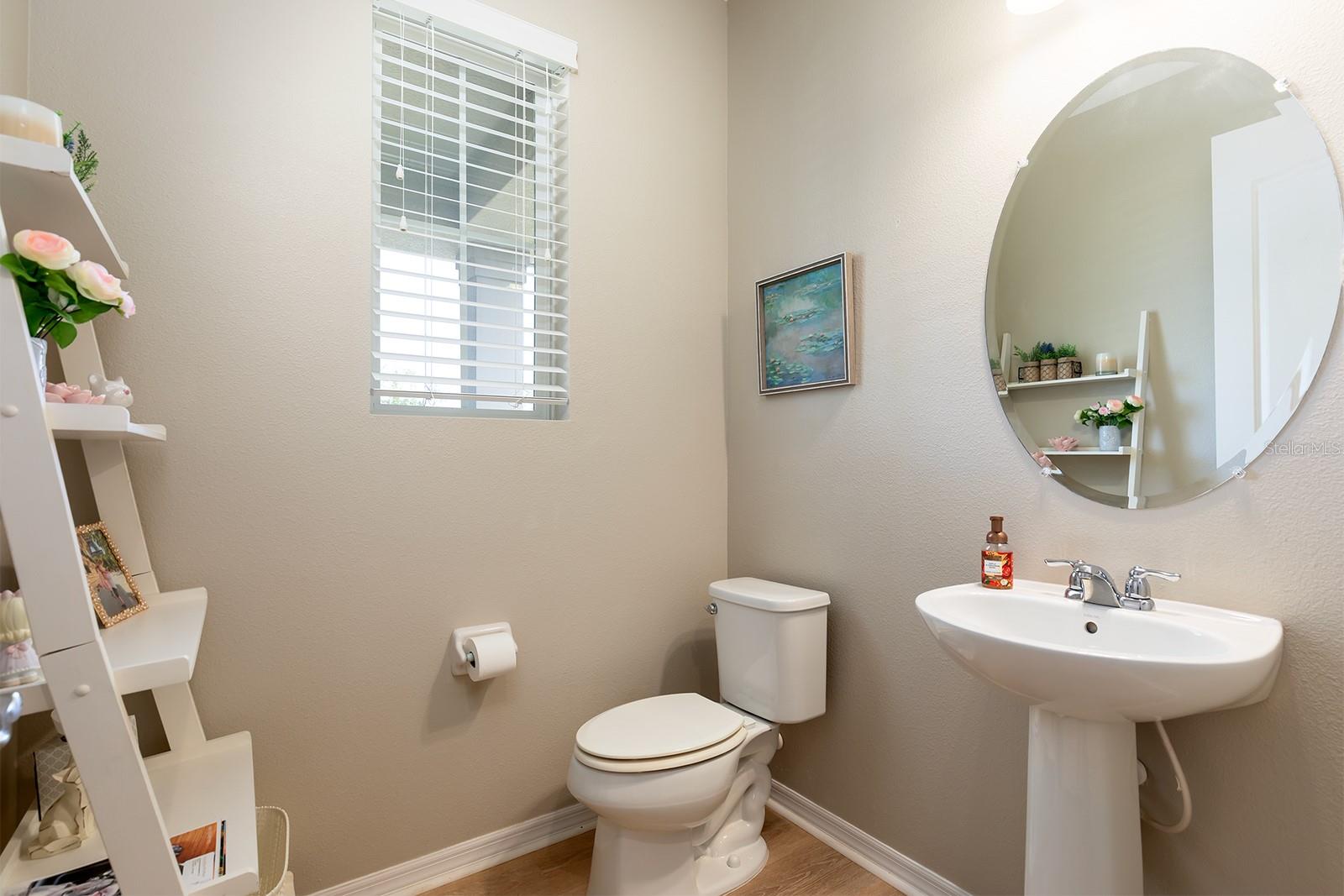 OVERLOOK 2 HAMLIN - Residential