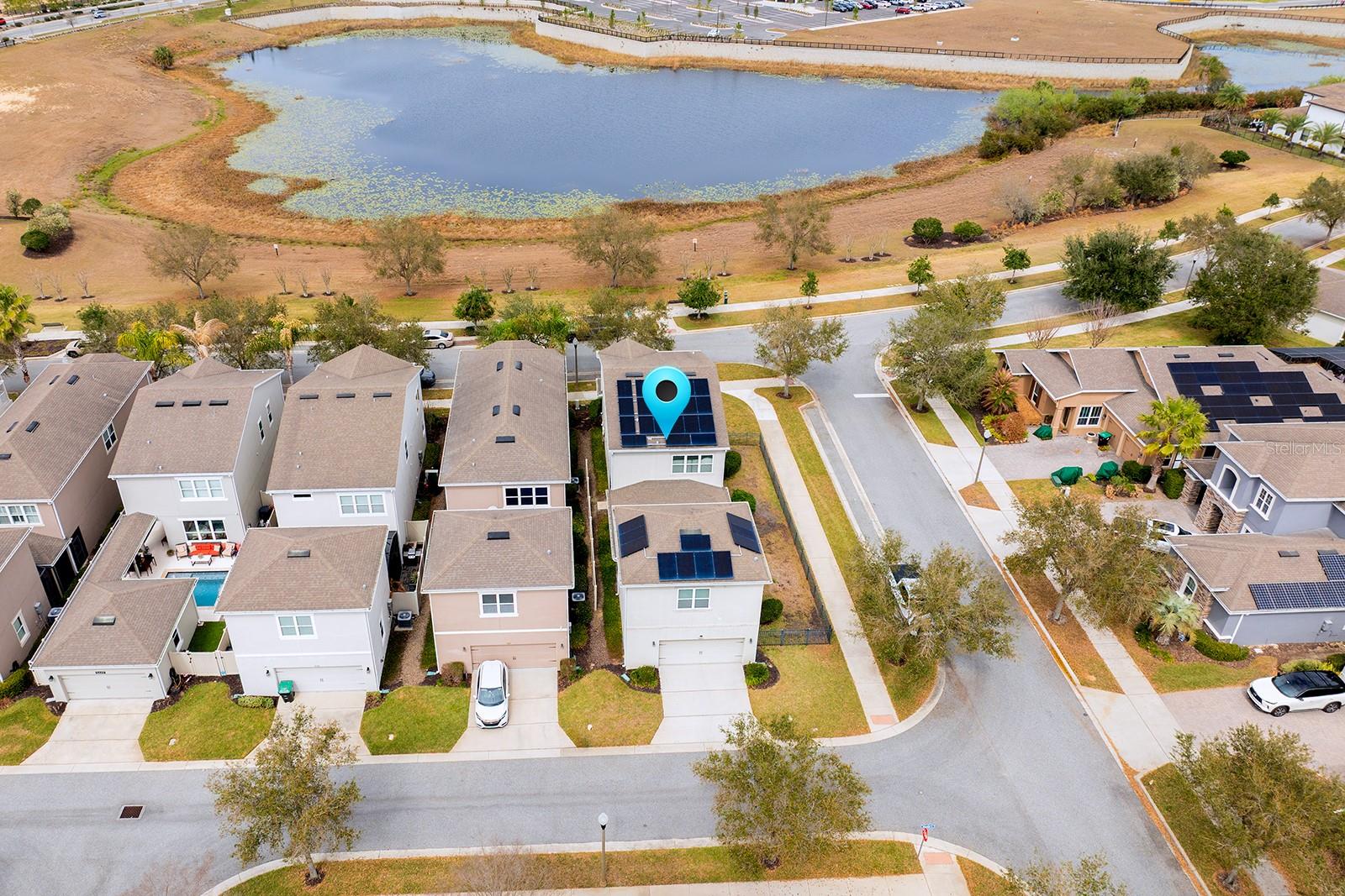 OVERLOOK 2 HAMLIN - Residential