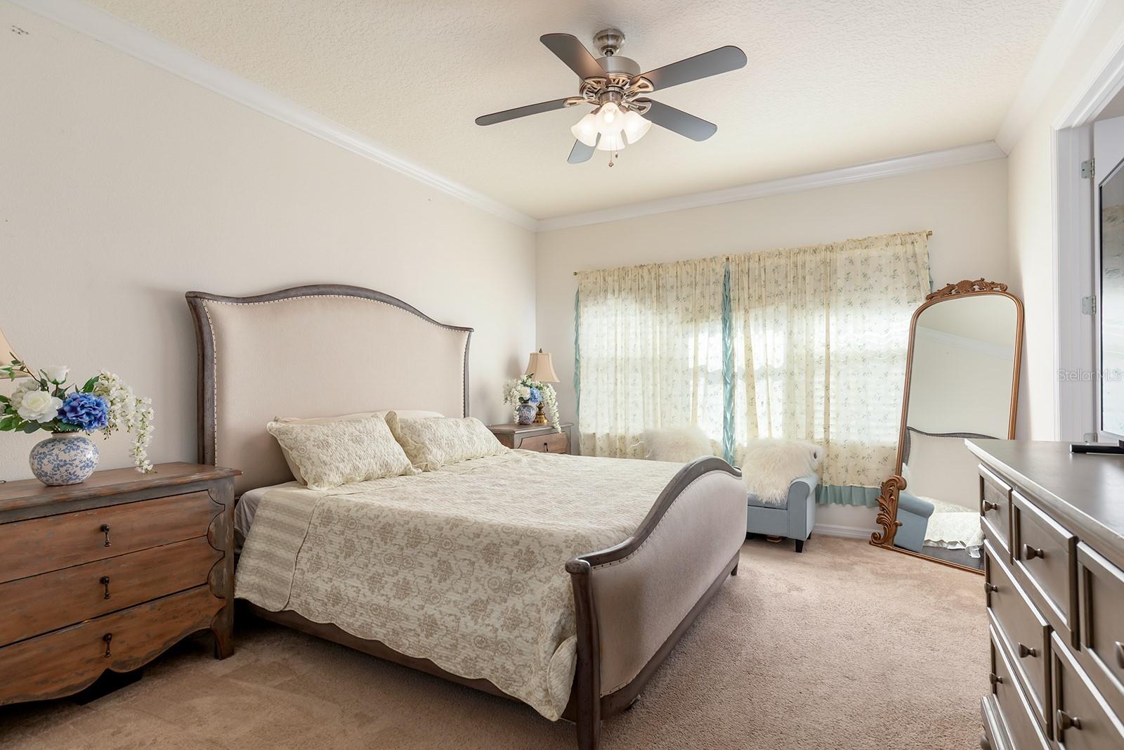 OVERLOOK 2 HAMLIN - Residential