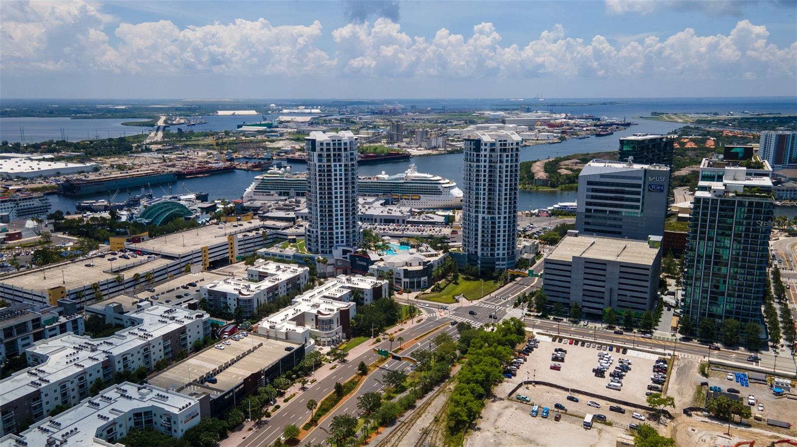 TOWERS OF CHANNELSIDE CONDOMIN - Residential Lease