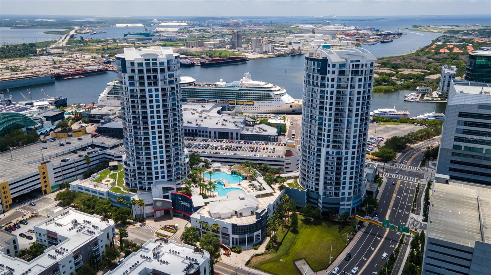 TOWERS OF CHANNELSIDE CONDOMIN - Residential Lease