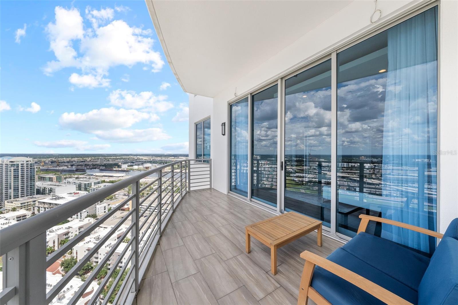 TOWERS OF CHANNELSIDE CONDOMIN - Residential Lease