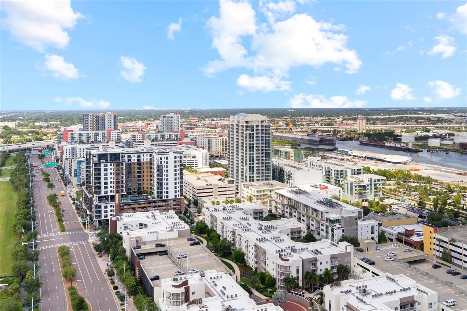 TOWERS OF CHANNELSIDE CONDOMIN - Residential Lease