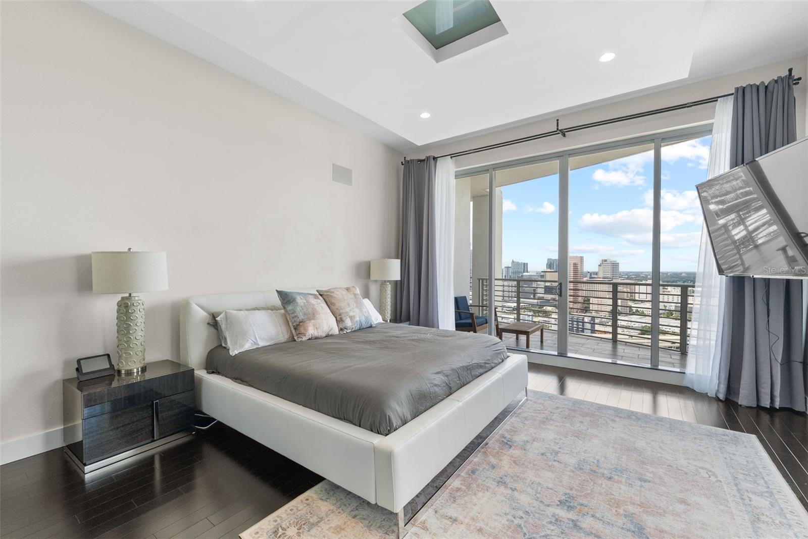 TOWERS OF CHANNELSIDE CONDOMIN - Residential Lease