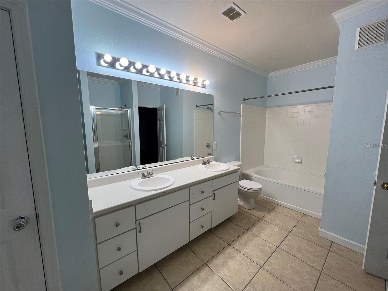 EQUESTRIAN PARC AT HIGHWOODS P - Residential Lease