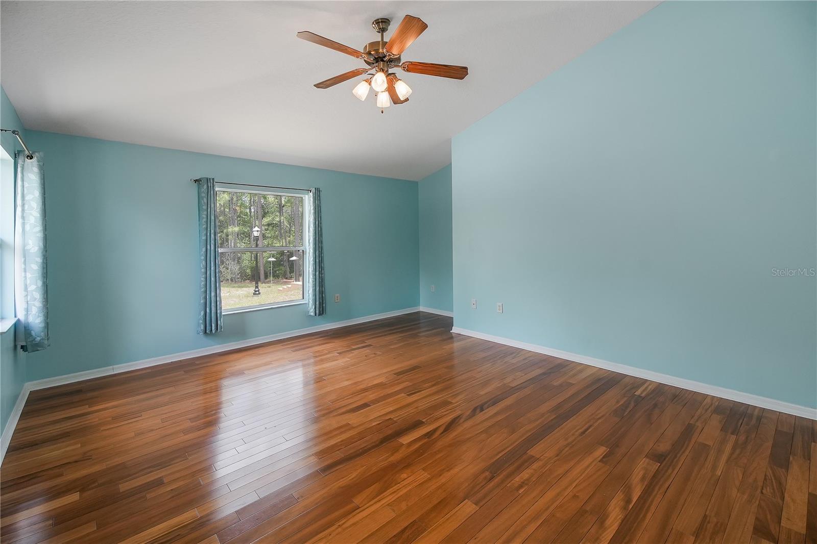RAINBOW ACRES UN 04 - Residential